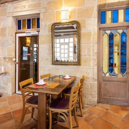 La Tour Intendance 3* بوردو