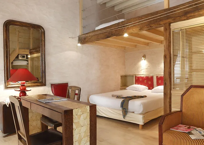 La Tour Intendance 3*