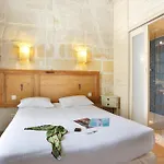 Hotel La Tour Intendance Bordeaux