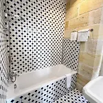 Hotel La Tour Intendance 3*