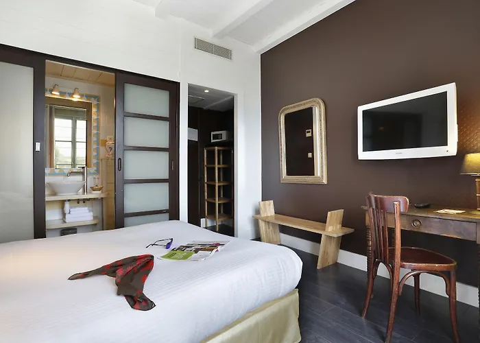 La Tour Intendance Bordeaux